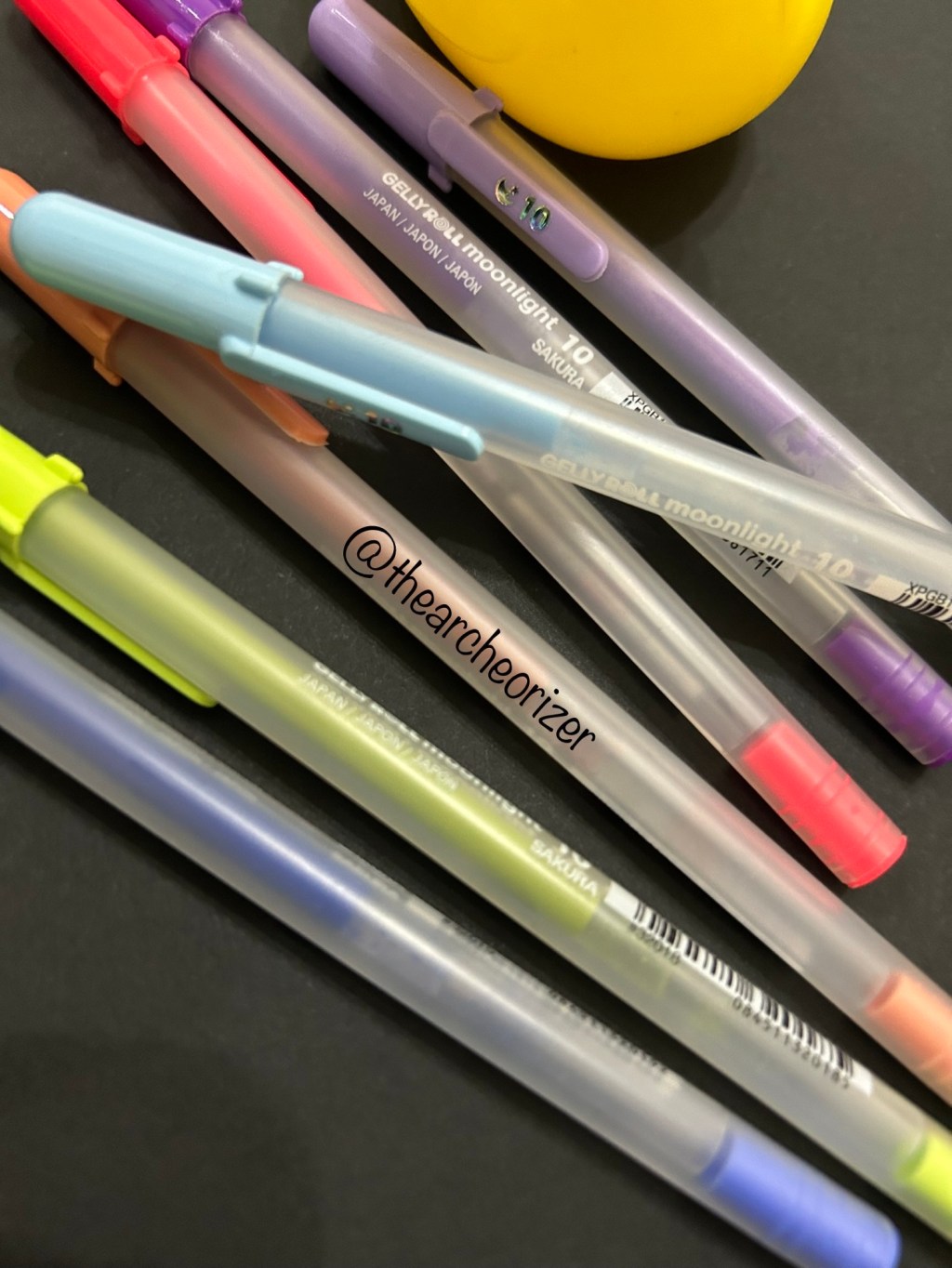 WORDLESS WEDNESDAY #gellyrollpens